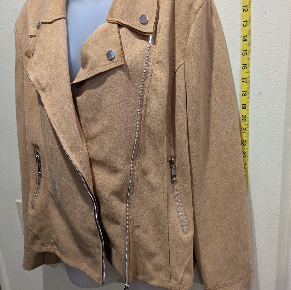 Tan Women's Jacket Size XL - Picture 6 of 14